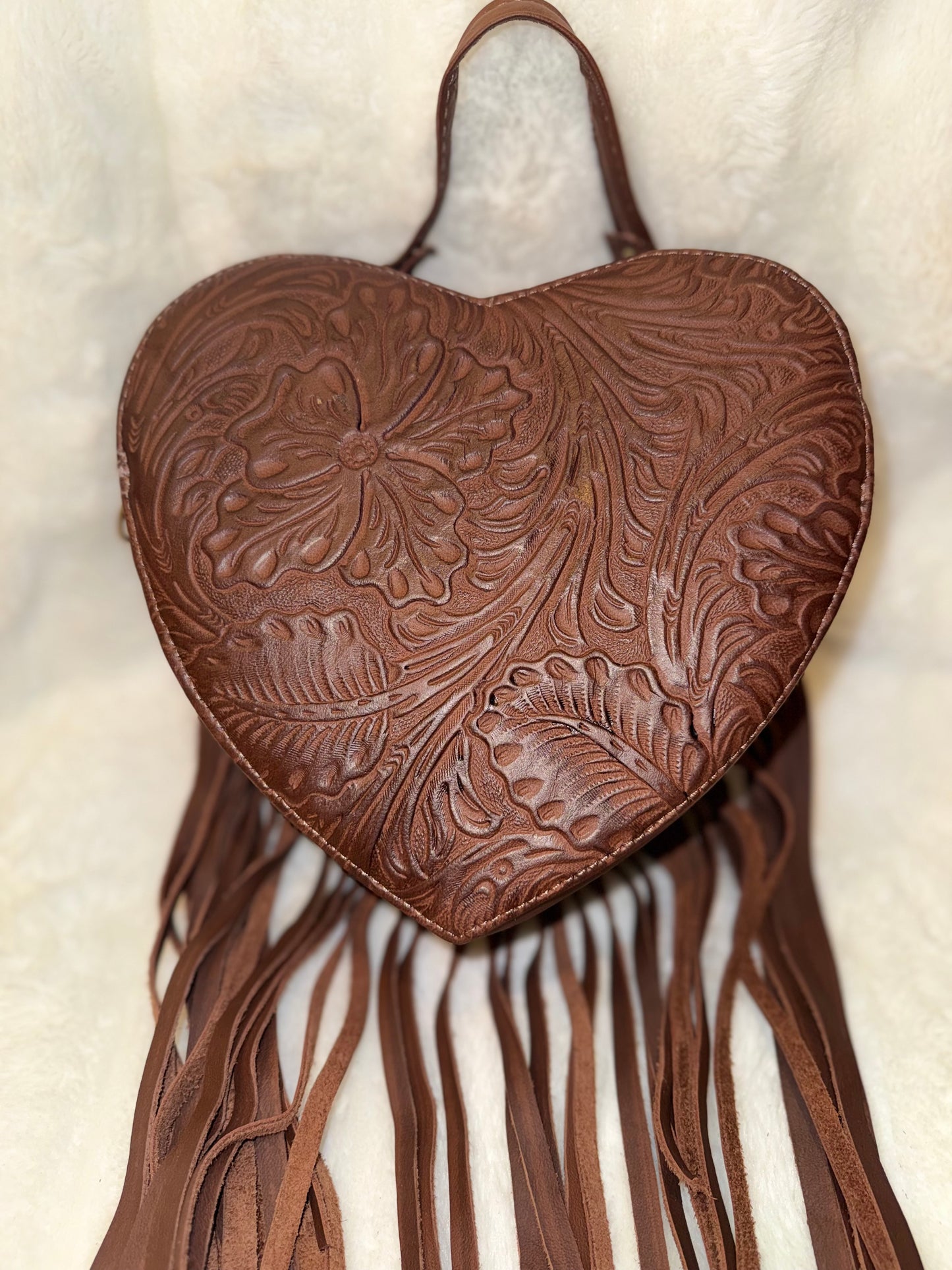 El Bandido de Amor – Heart Fringe Bag