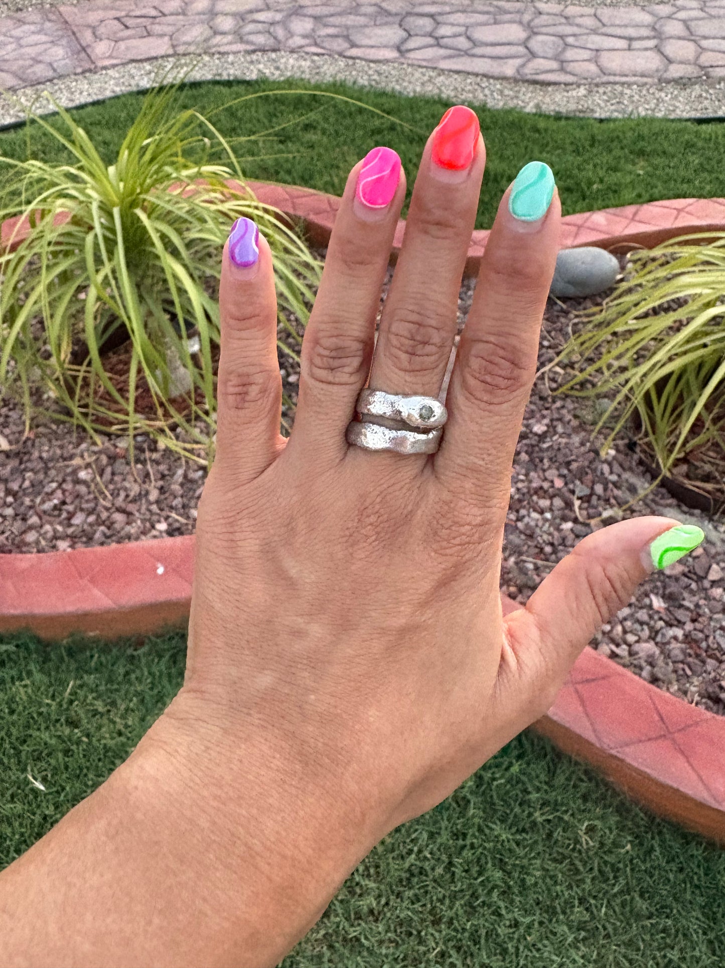 Verdelune – Faceted Peridot Organic Ring