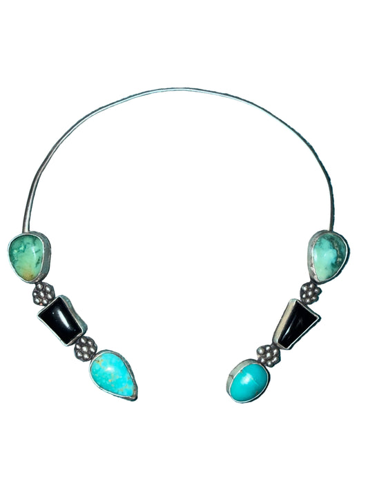 Midnight in Emerald Valley – Turquoise & Black Onyx Collar Necklace