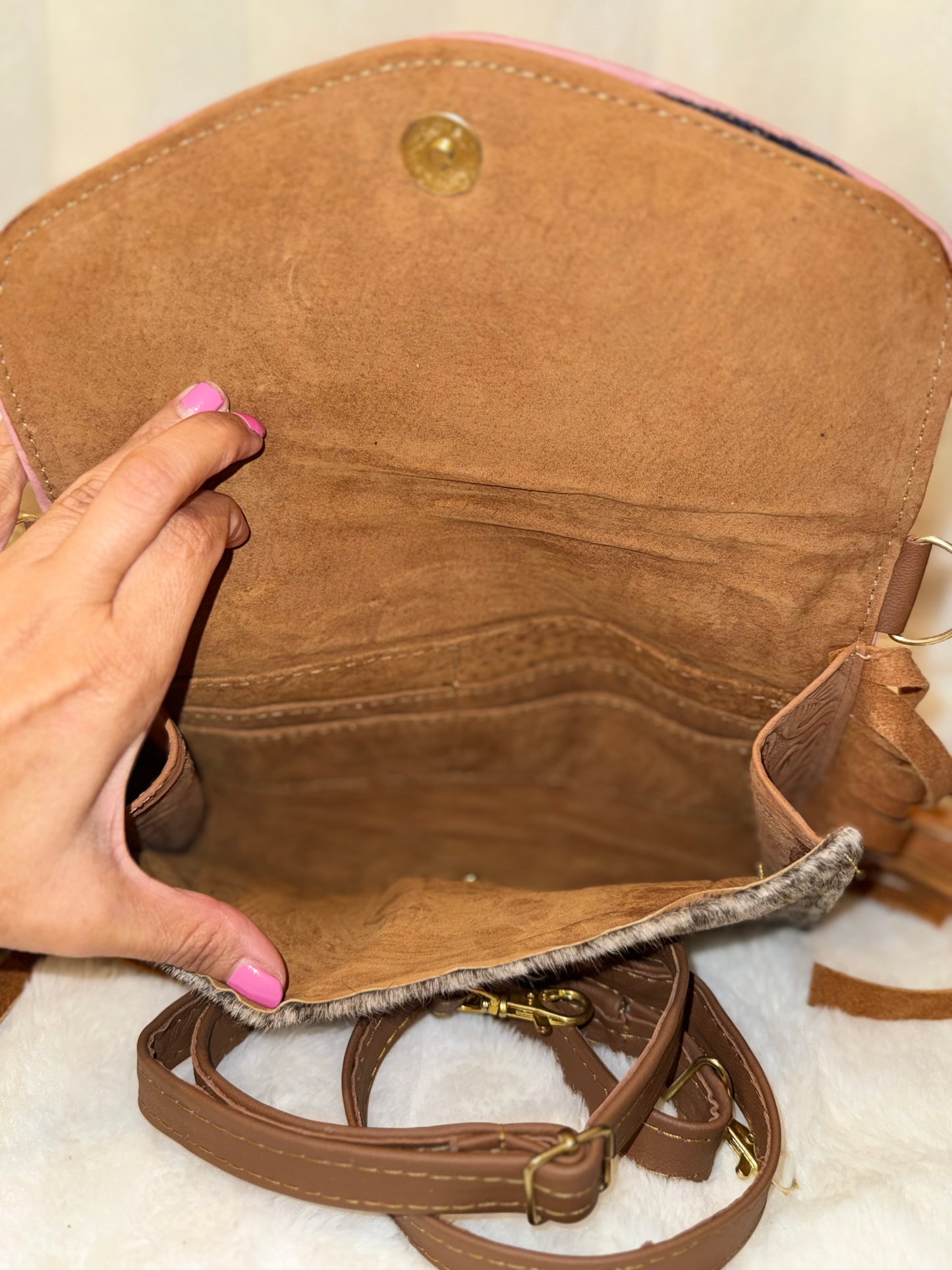 Rosa del Desierto Fringe Clutch