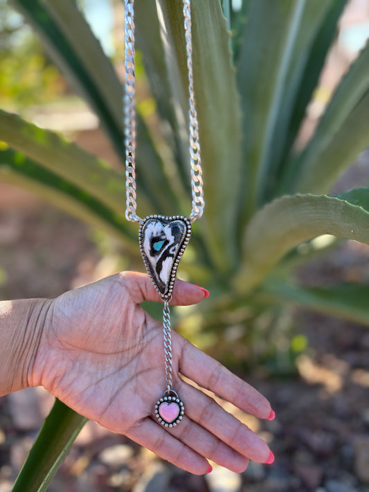 Heart of Stone Lariat