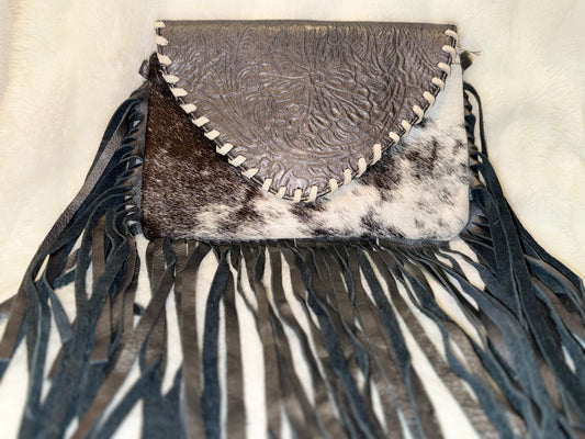 Sombra Salvaje Fringe Clutch