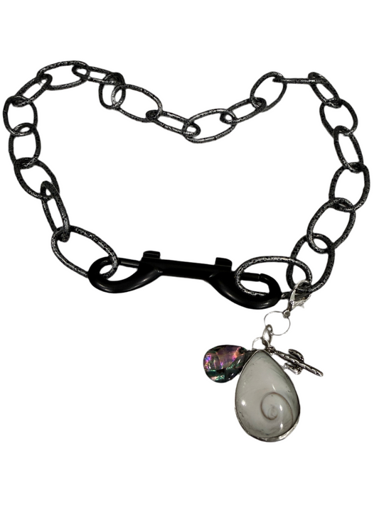 Ocean Eye Desert Chain