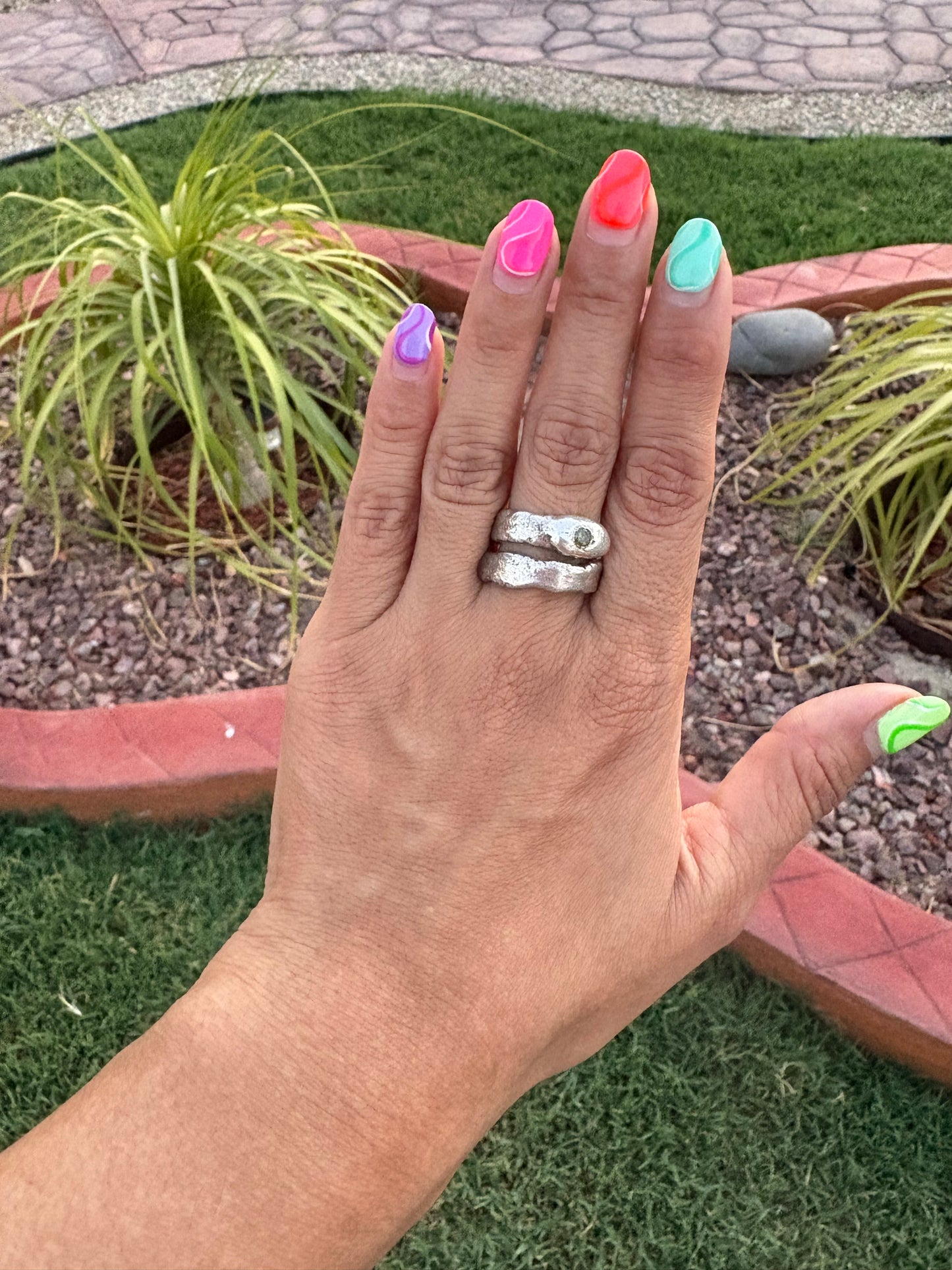 Verdelune – Faceted Peridot Organic Ring